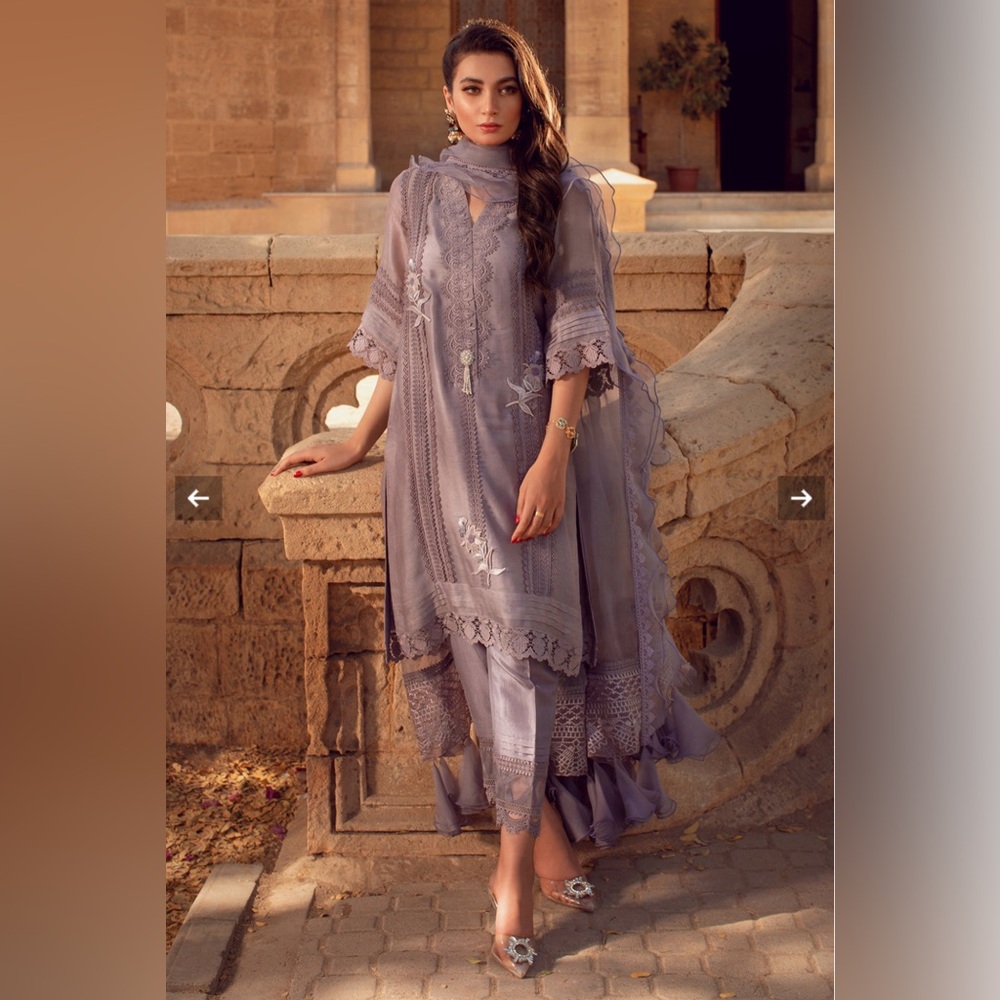 Eid Luxury Pret Annus Abrar, BELLA - IRIS size medium . Like New Condition.